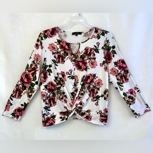 Women’s Vibe Roses Long Sleeve Twist Hem Knit Top / 2XL